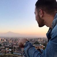Гриша Петросян
